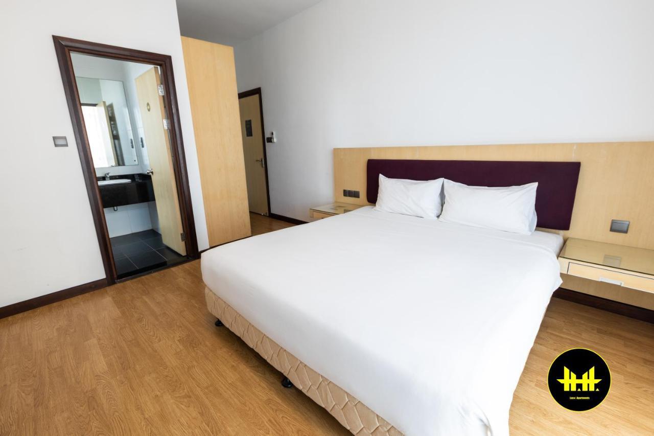 Luco Apartments @ Imperial Suites Кучинг Экстерьер фото